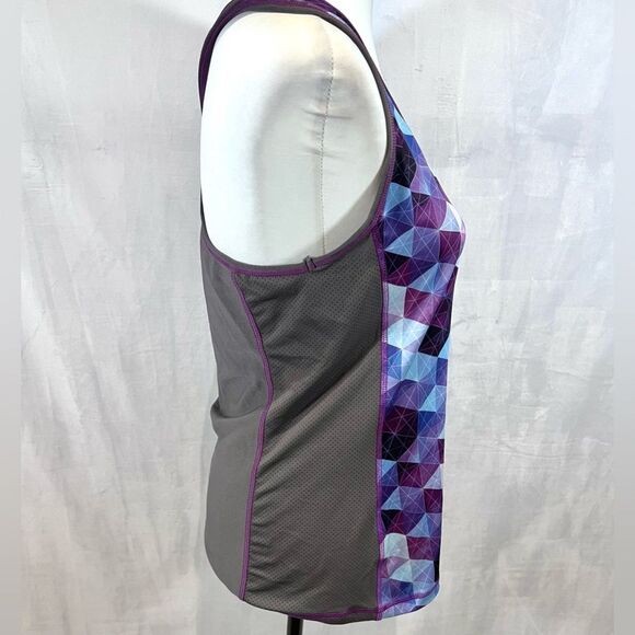 RBX colorful abstract active tank size large - Picture 2 of 4